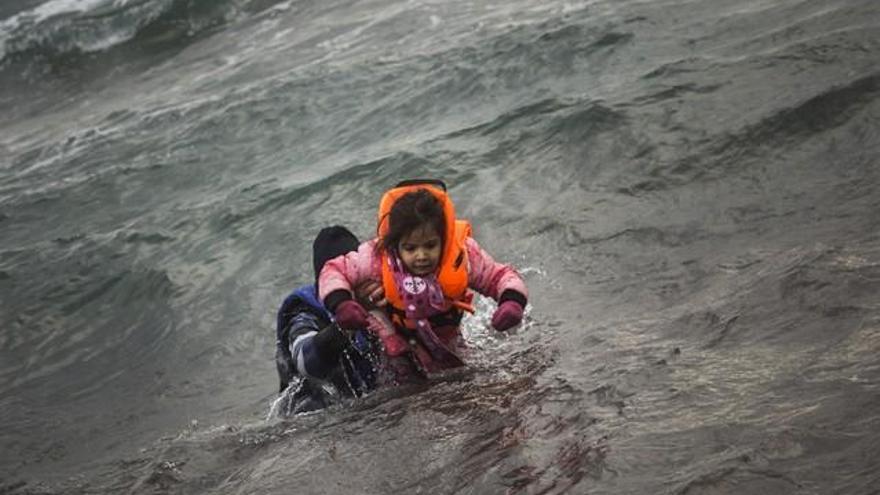 El drama diario en el mar