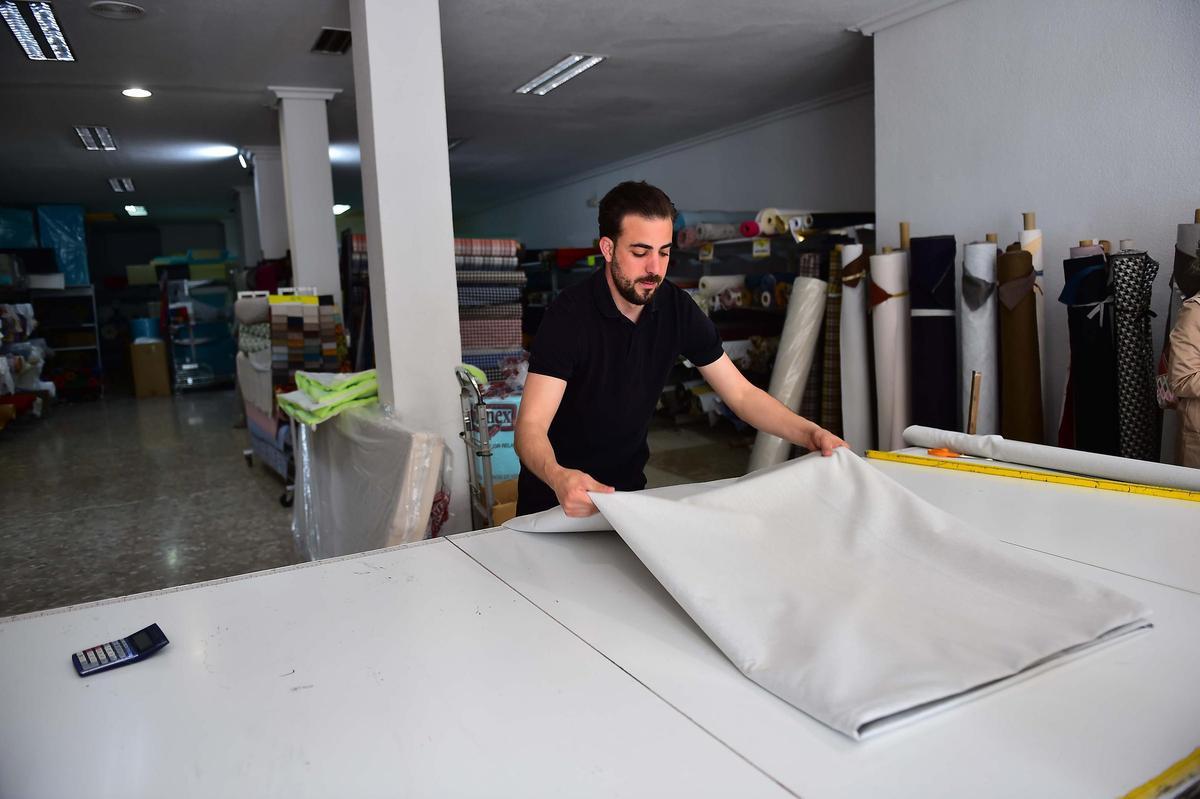 Fotogalería | Trapitos, casi 40 años de trayectoria en Plasencia y nueva generación y productos Fotogalería | Trapitos, casi 40 años de trayectoria en Plasencia y nueva generación y productos
