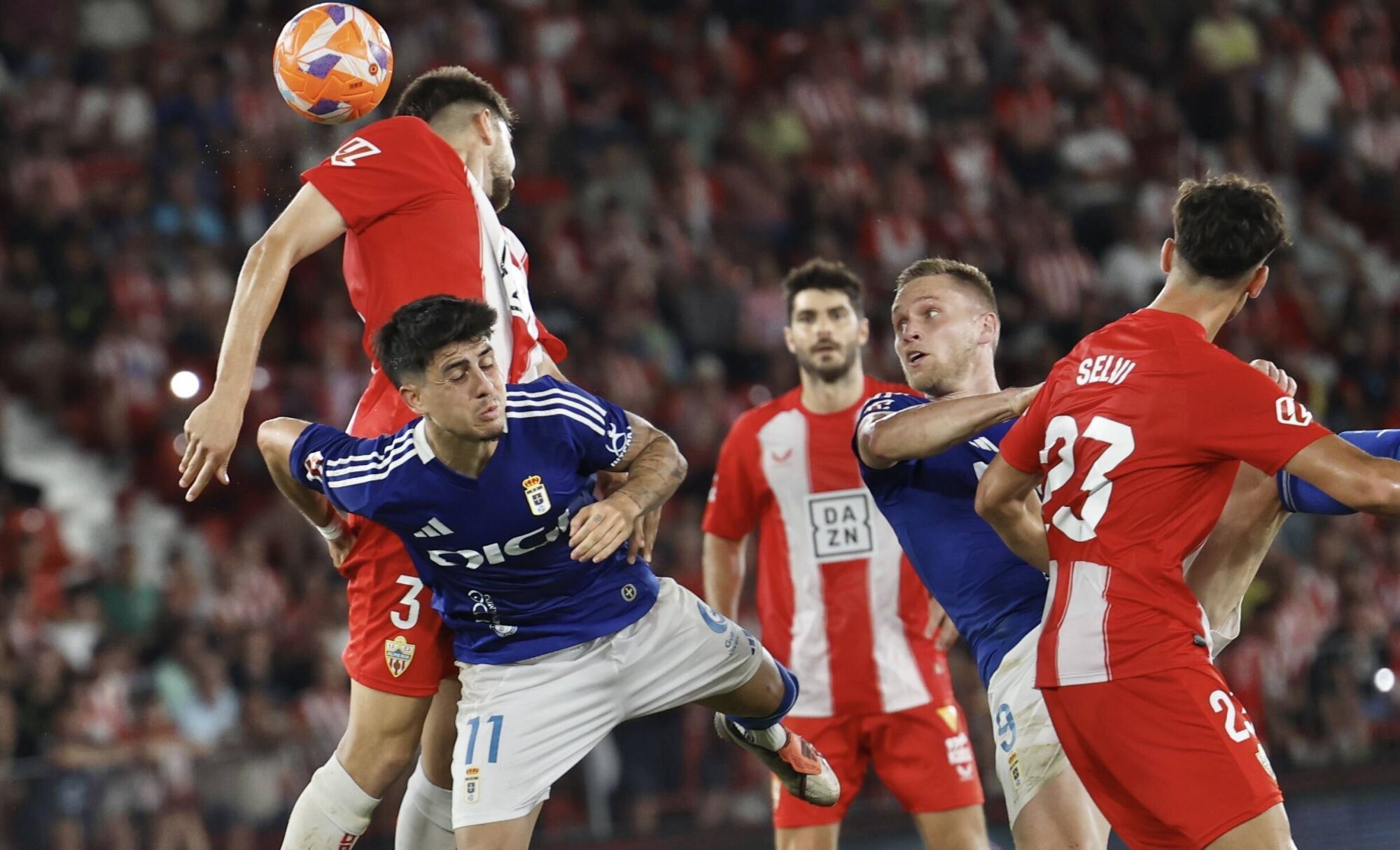 Así fue el primer partido del play-off entre el Almería y el Real Oviedo 