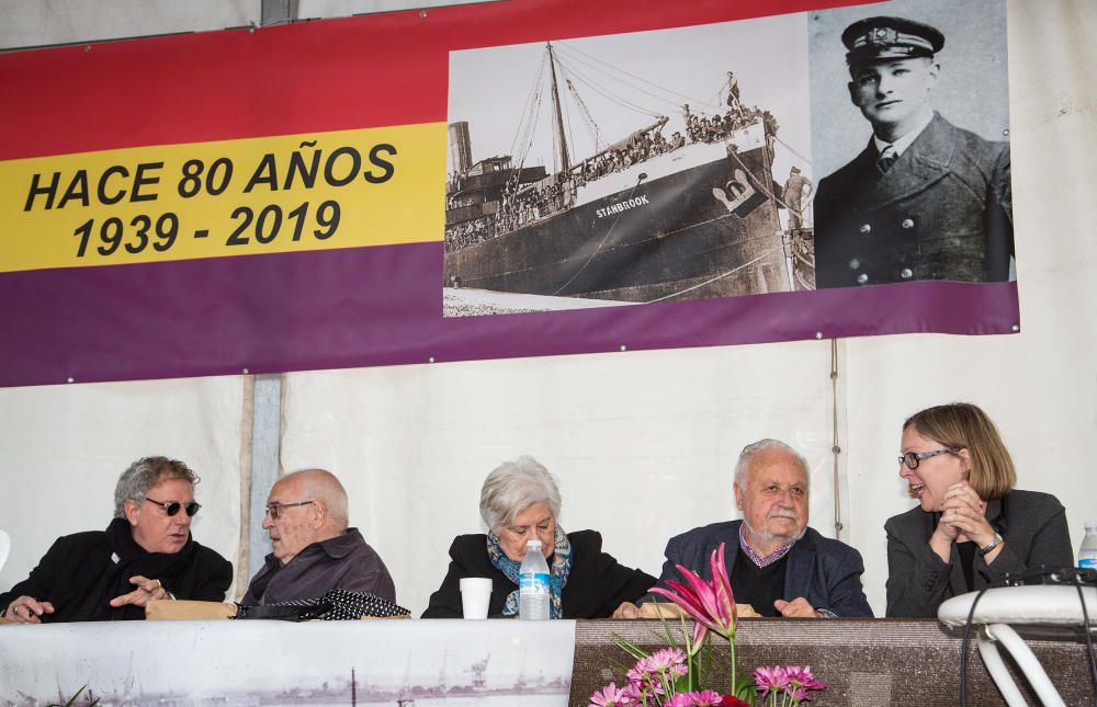 Acto homenaje a los republicanos