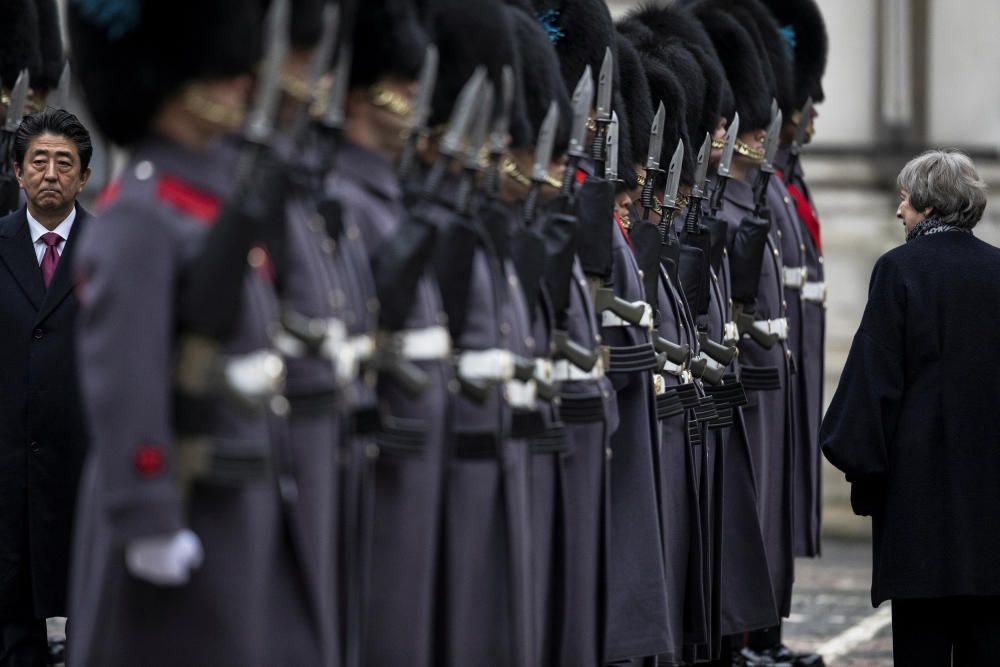 Prime Minister of Japan Shinzo Abe inspects ...