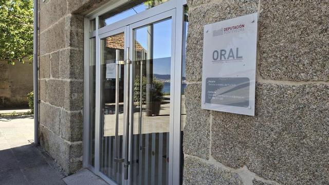 Oficina del ORAl, en Cangas, donde se cobra el IBI.