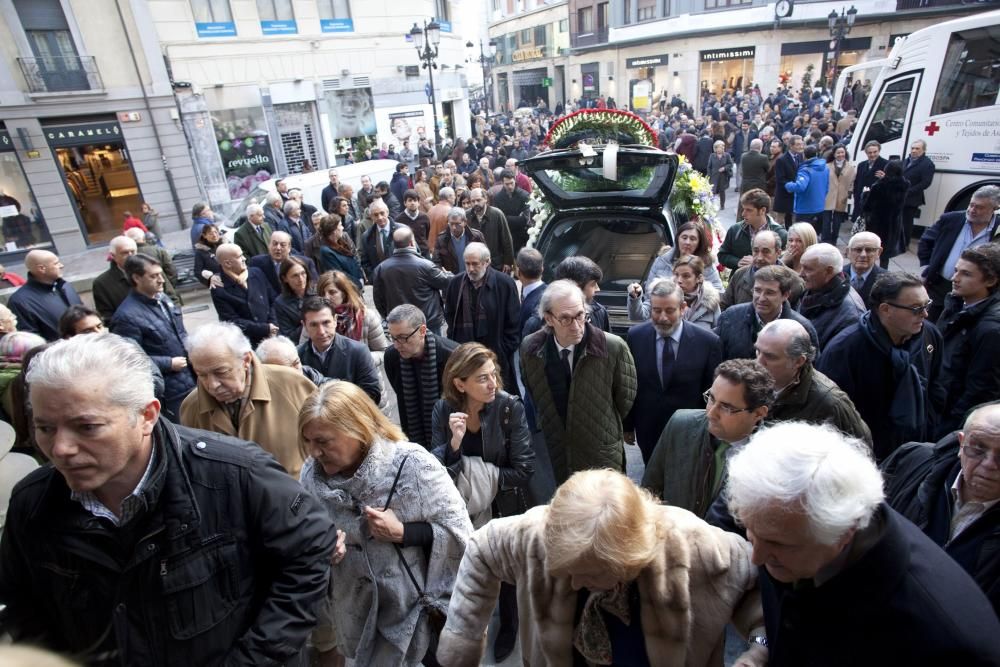 Multitudinario adiós a José María Figaredo"