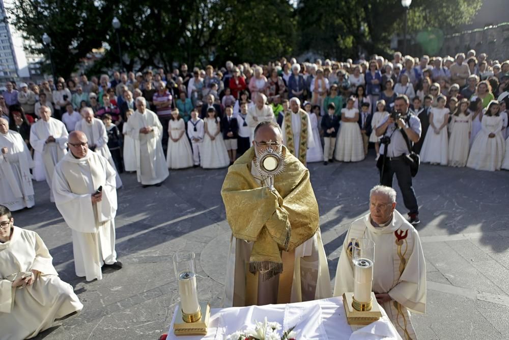 Corpus Christi en la iglesia de San Pedro (Gijón)