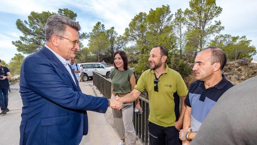 Seis colegios profesionales denuncian irregularidades en la convocatoria de 36 plazas de Medio Ambiente