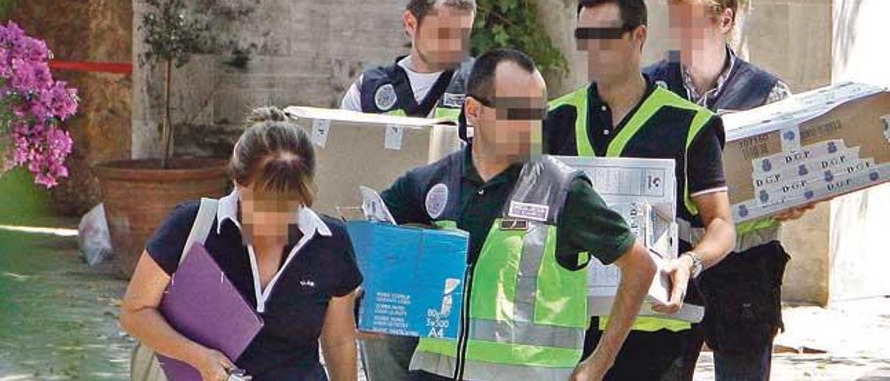 Uno de los registros policiales del caso Ibatur.