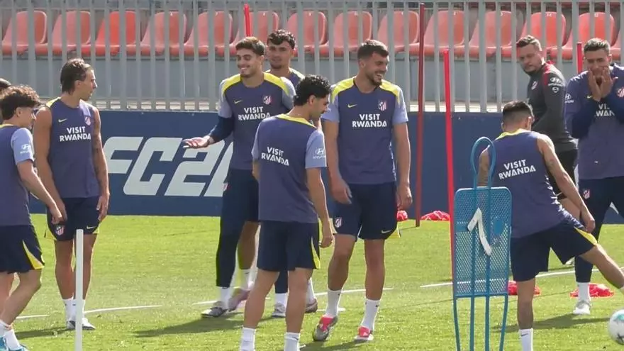 La Real Sociedad vuelve a los entrenamientos tras la fiesta de la Copa