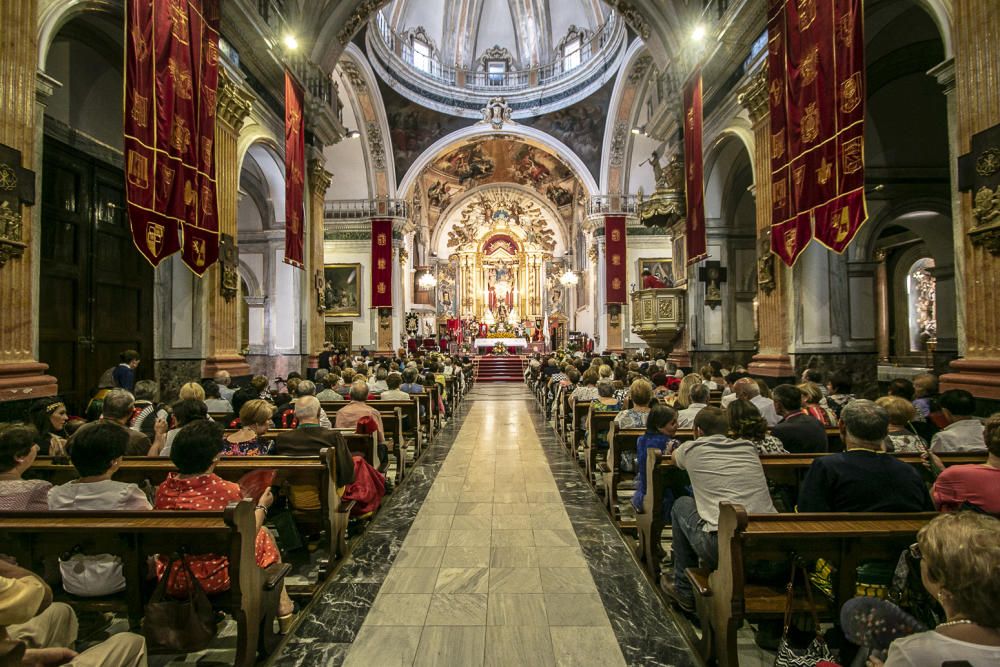 Cocentaina muestra su fervor a San Hipólito.