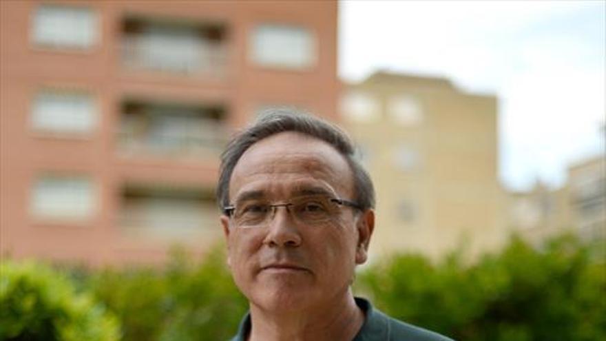 Juan Carlos Burillo, SECRETARIO DEL COMITÉ DE SOLIDARIDAD INTERNACIONALISTA DE ZARAGOZA: &quot;Estos 40 años han asesinado a demasiada gente conocida&quot;