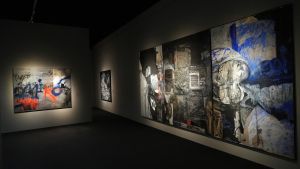 LâexposiciÃ³ âAntoni ClavÃ© amb majÃºsculesâ al Palau Martorell de Barcelona
