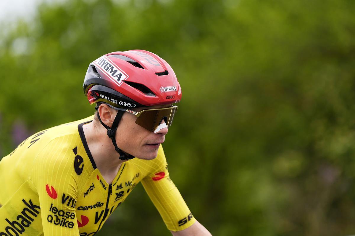 La etapa 2 del Giro de Italia 2026, en imágenes. La etapa 2 del Giro de Italia 2026, en imágenes.