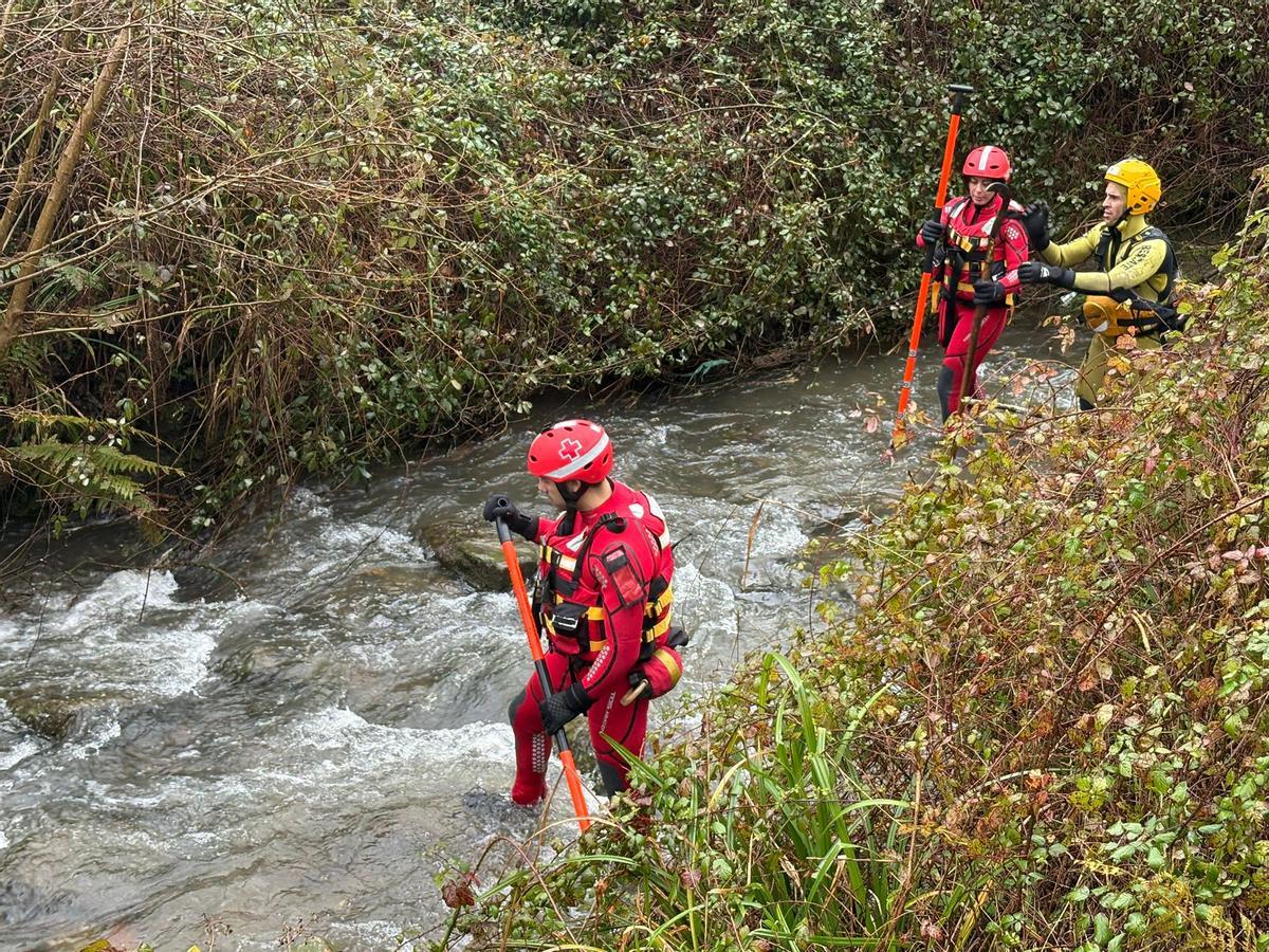 Cuarto día de búsqueda de la mujer que cayó al río en San Martín: así están siendo los complicados trabajos de rastreo