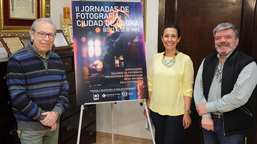 Presentación de las II Jornadas de Fotografía 'Ciudad de Cabra'.