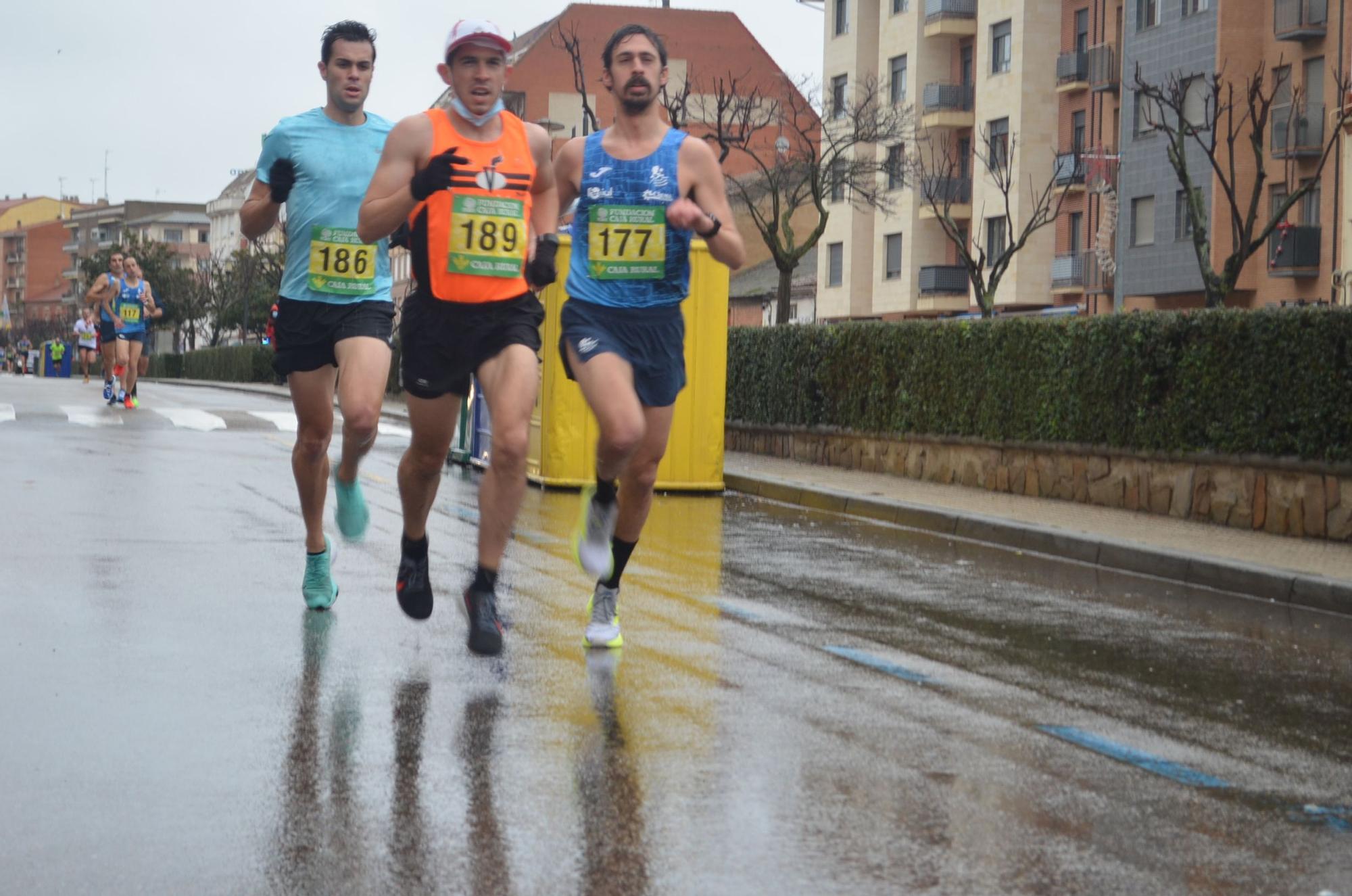 La XV Carrera Popular de Navidad de Benavente, en imágenes