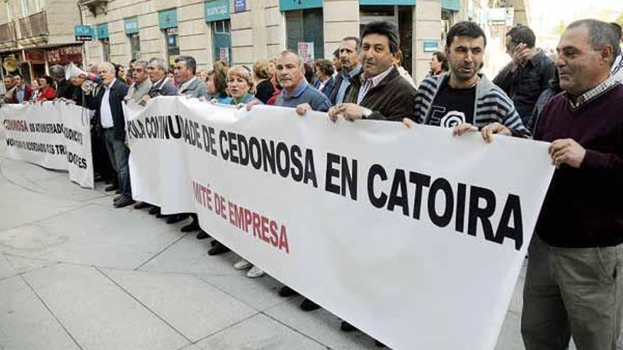 Concentración de trabajadores de Cedonosa S.A. ante la sede del Juzgado de lo Mercantil.