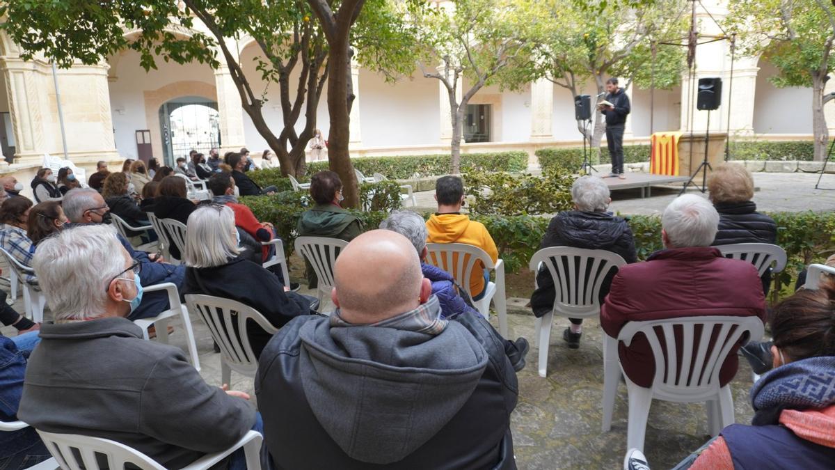 Manacor rinde homenaje a la escritora Maria Antònia Oliver, fallecida esta semana