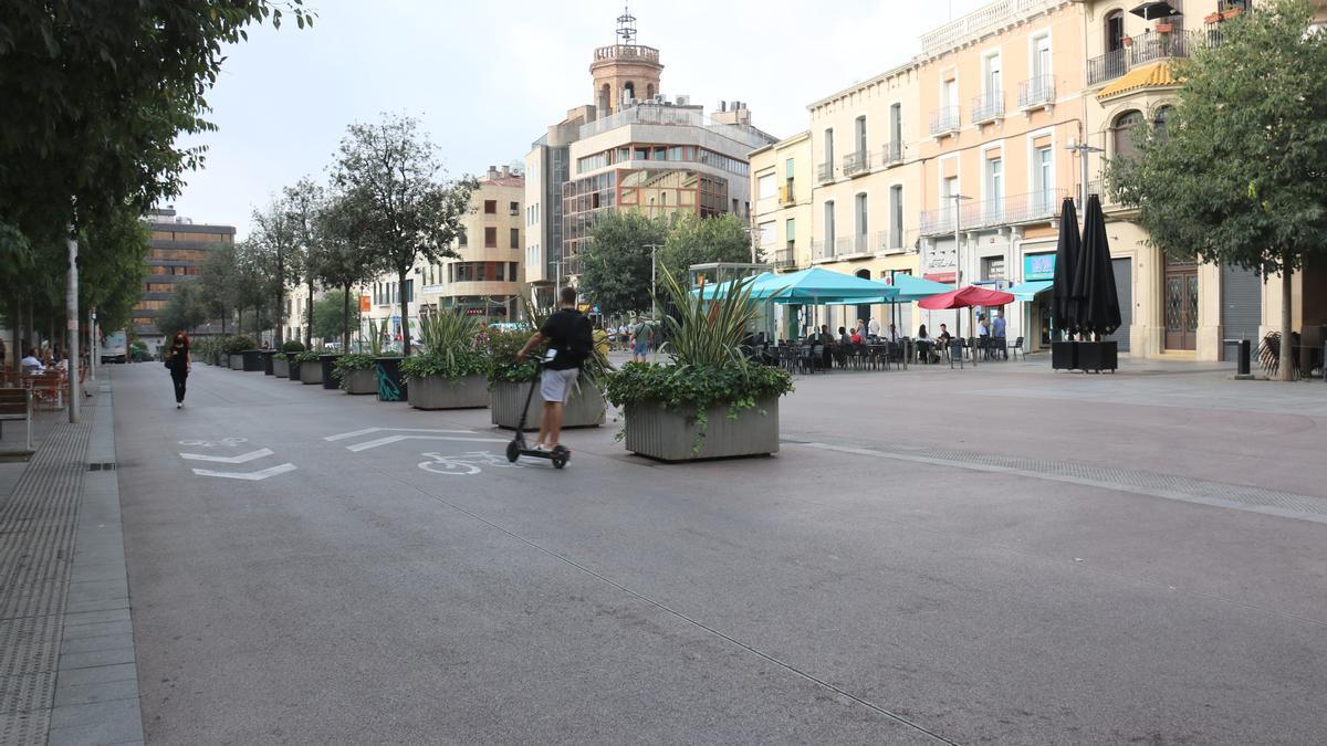 Paseo de la Pl. Major de Sabadell, donde se abrirá el futuro aparcamiento subterráneo del centro