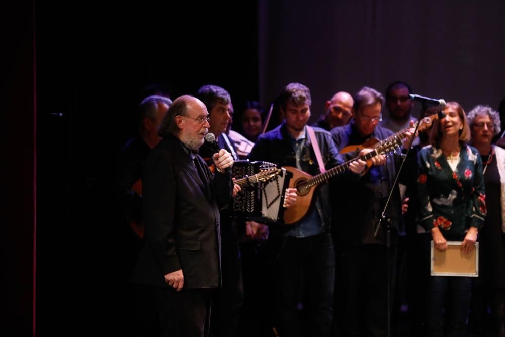 Zamora canta a Joaquín Díaz