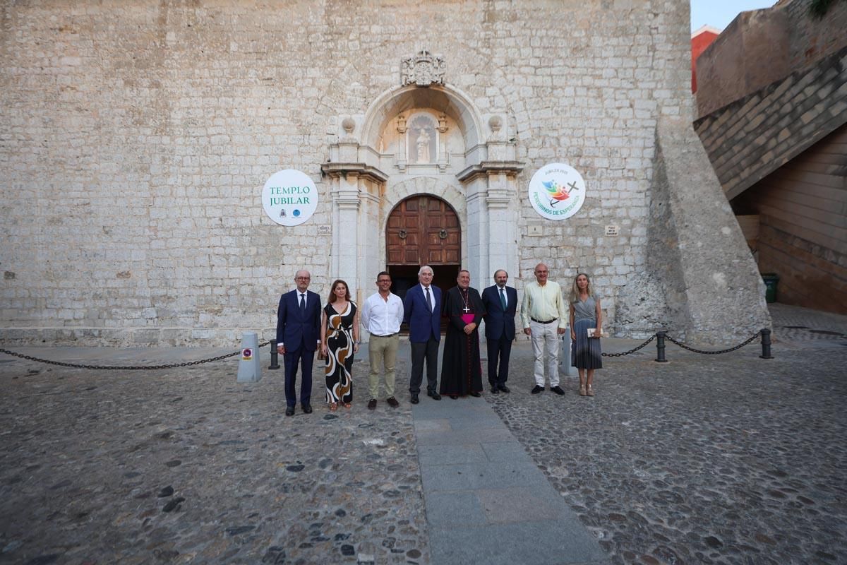 Todas las imágenes de la inauguración de la nueva iluminación de la Catedral de Ibiza