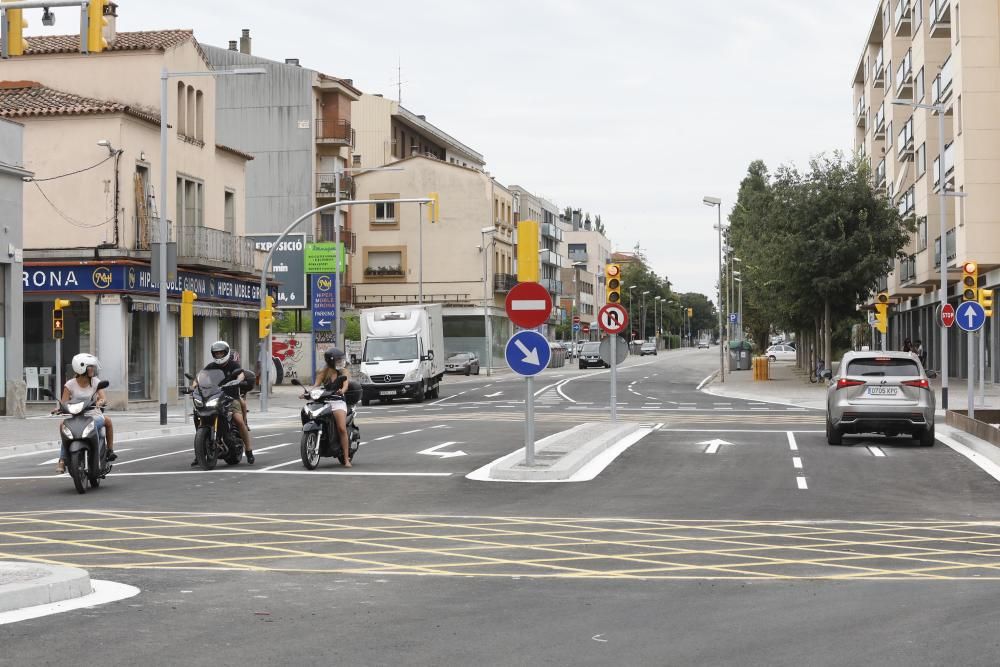 Reobre el carrer de Barcelona després de dos mesos d'obres