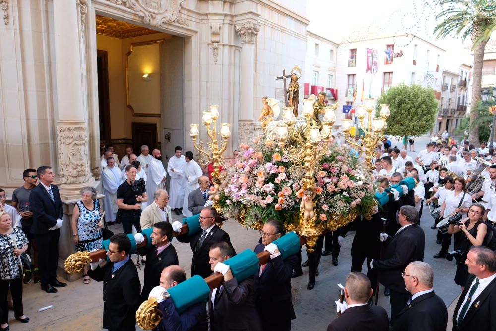 Procesión de María Magdalena en Novelda