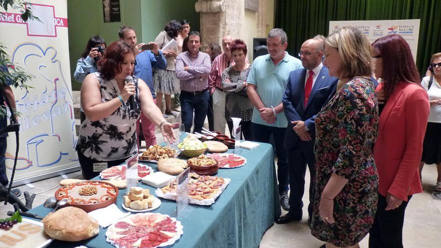 Utiel presenta en Valencia la vigésima edición de su feria gastronómica