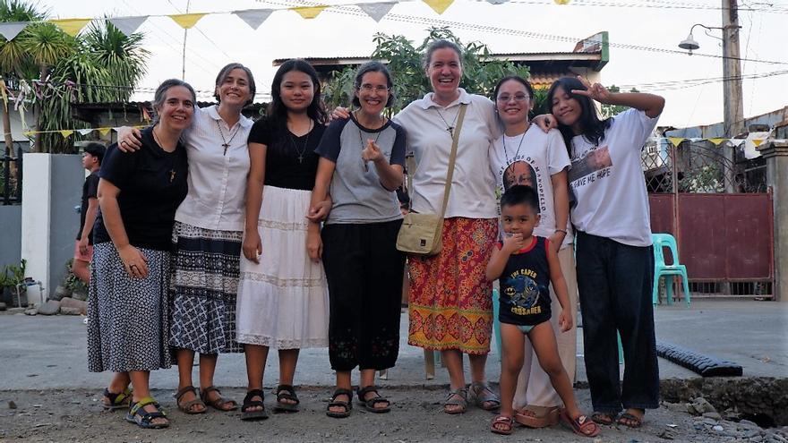 La misionera de Monesterio Manoli Sánchez presenta el nuevo proyecto de su congregación en Filipinas