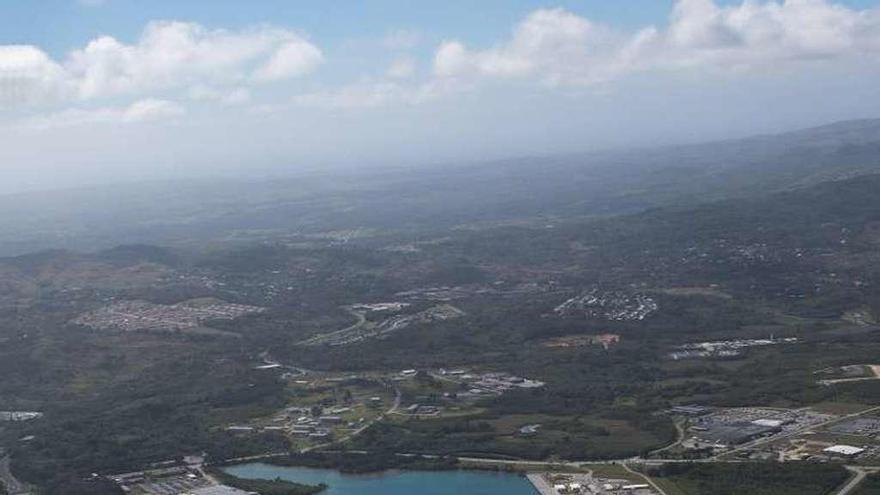 La base naval estadounidense en el puerto de Apra, Guam. // Efe