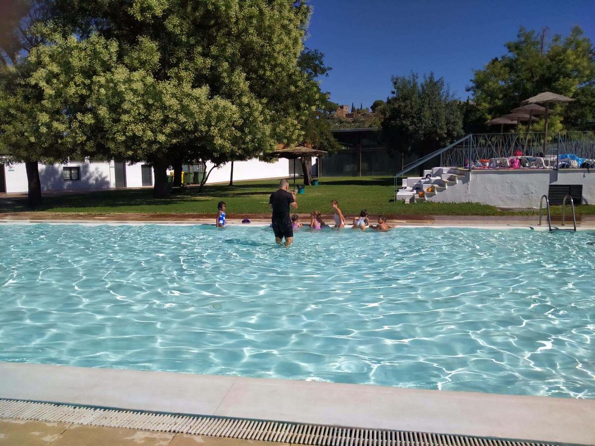Curso de natación en Trujillo.