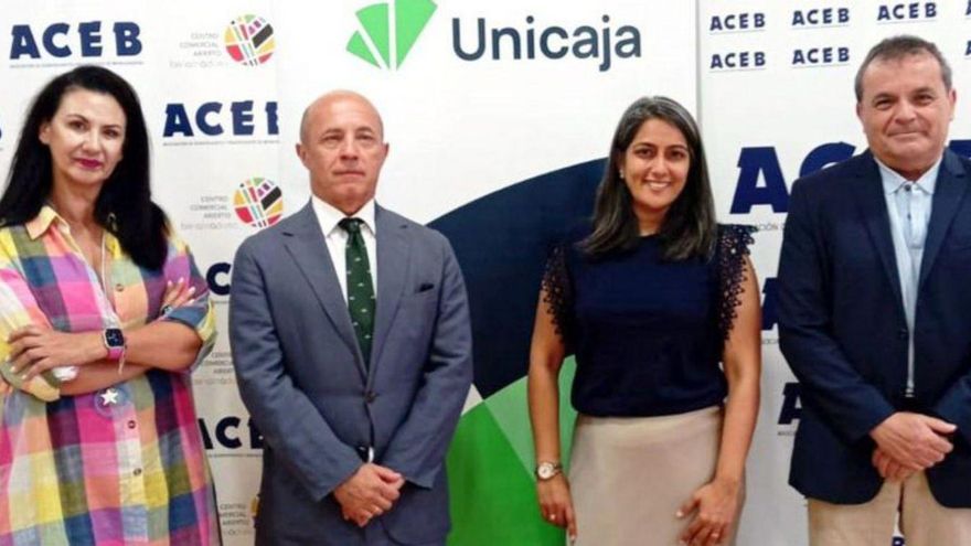 Unicaja apoya a los empresarios de Benalmádena