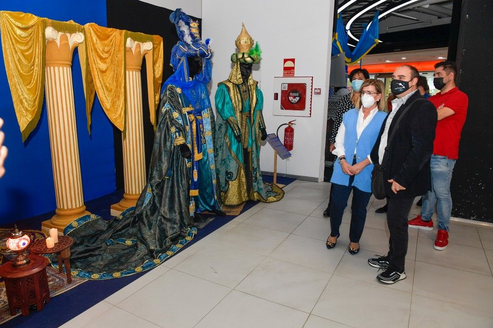 Exposición navideña en el Centro Comercial El Muelle