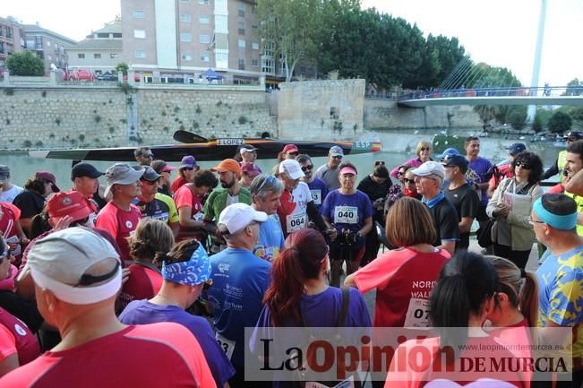 Marcha Nórdica en la mota del río Segura