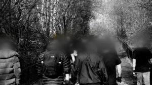 Ultras de la Real Sociedas (RSF Firm), antes del combate 8x8 contra radicales del Manchester City