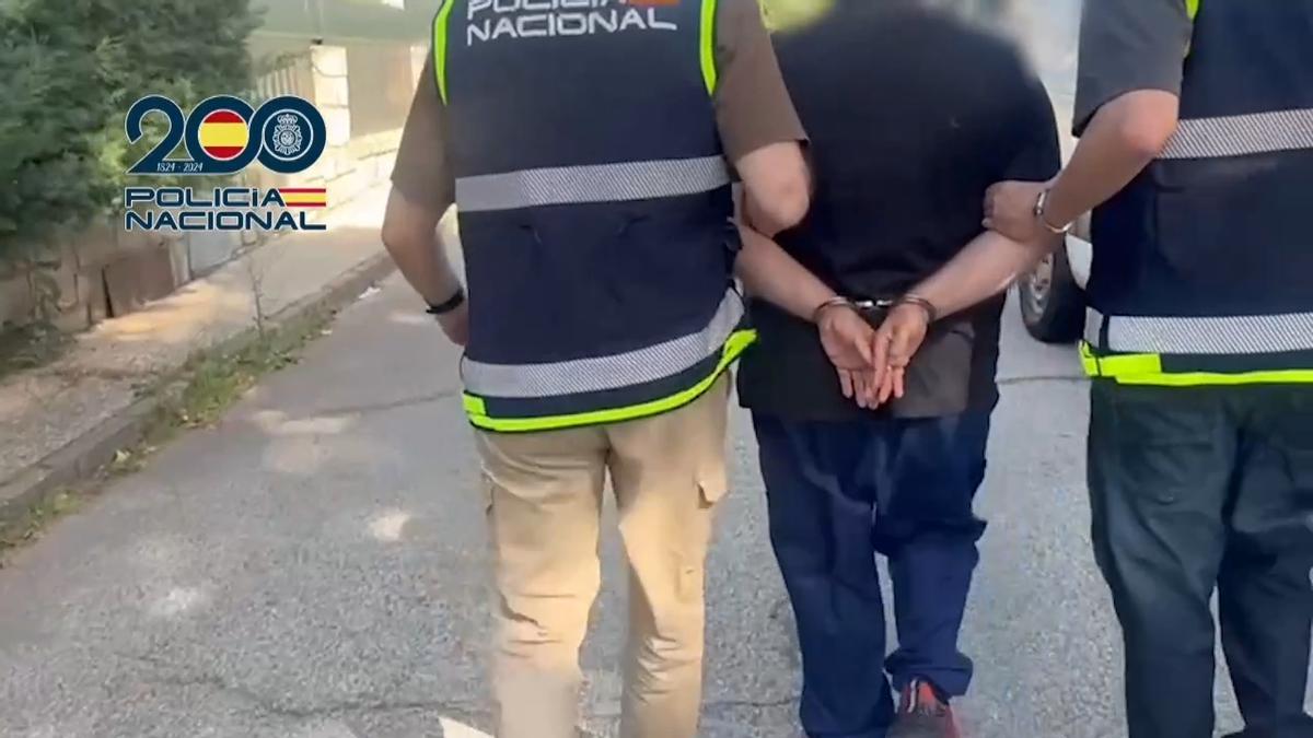 Golpe a una red que estafó con falsas inversiones en criptomonedas a más de cien víctimas