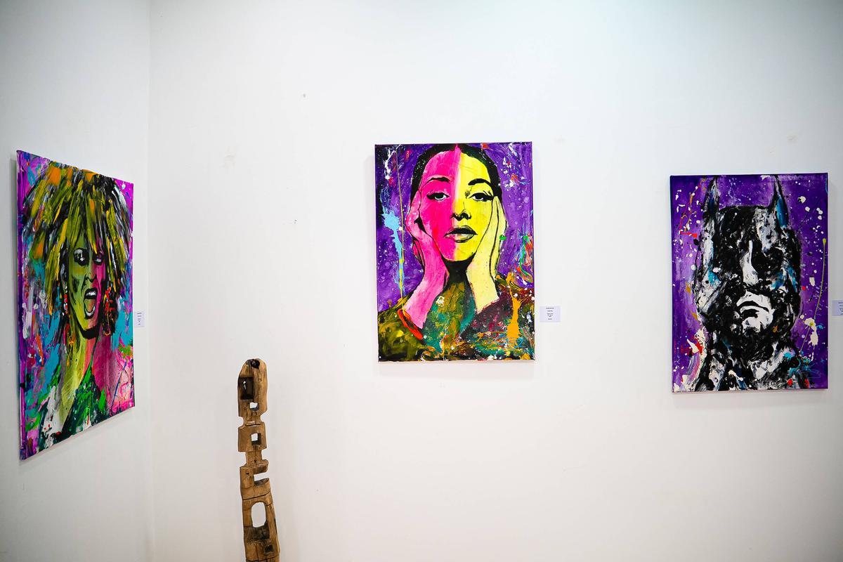Inauguración de Art Vigo en Galerías Durán, muestra disponible hasta el próximo 31 de julio.