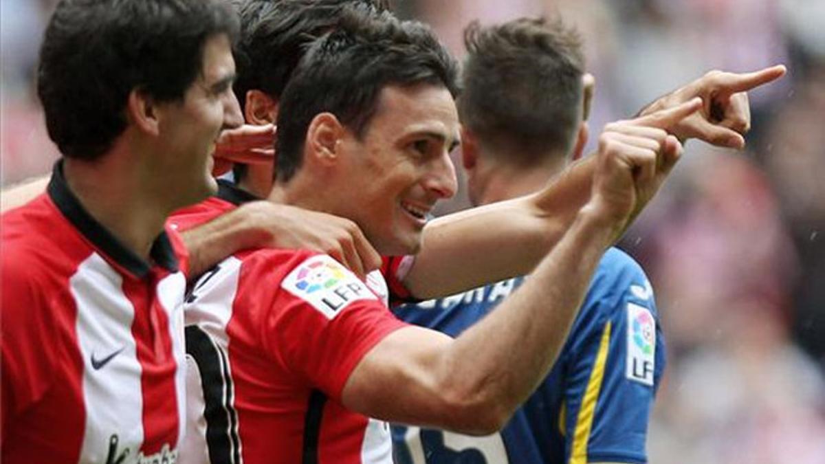 Aduriz decidió con sus dos goles