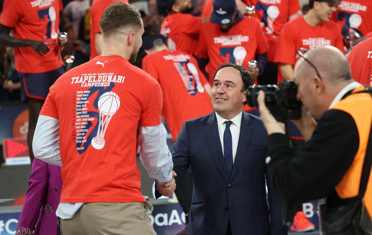 Celebración del Baskonia tras ganar la Copa del Rey.