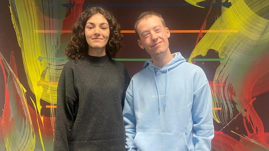 María Reula y Raúl Magallón, el pasado martes momentos después de reunirse con la consejera Claudia Pérez Forniés.