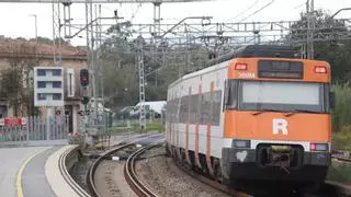 Fereixen el passatger d'un tren entre Figueres i Barcelona quan intentava evitar un robatori