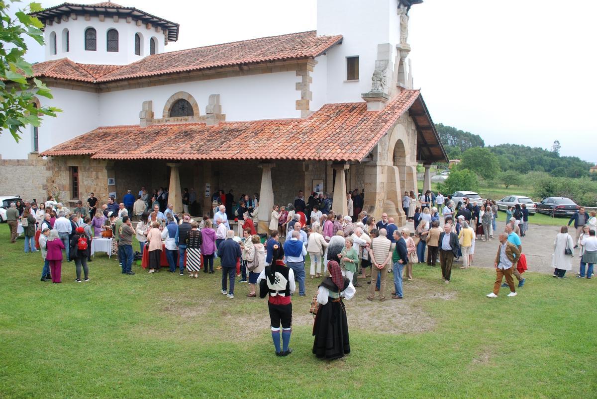 Centenario de la iglesia de San Juan de Duz (Colunga)