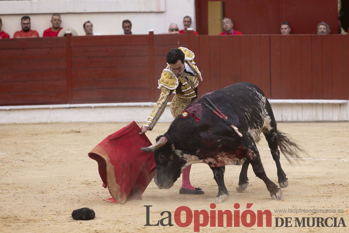 Tarde histórica en Abarán con la alternativa de José María Trigueros y el indulto de Tomás Rufo, junto a Castella salieron a hombros