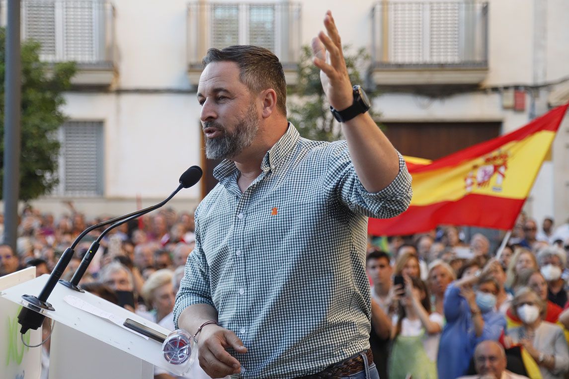 En imágenes el mitin de Vox en Córdoba con Abascal y Olona