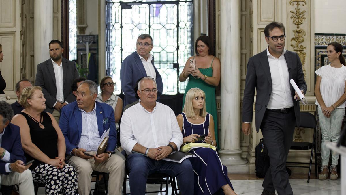 Carlos Cuerpo tras su encuentro con alcaldes y alcaldesas de Granada
