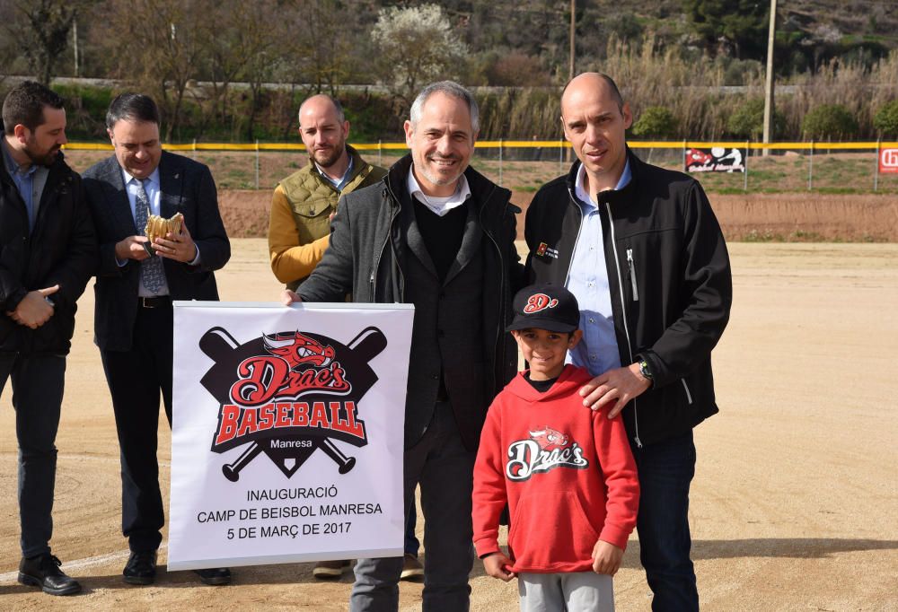 Inauguració del camp de beisbol del Congost