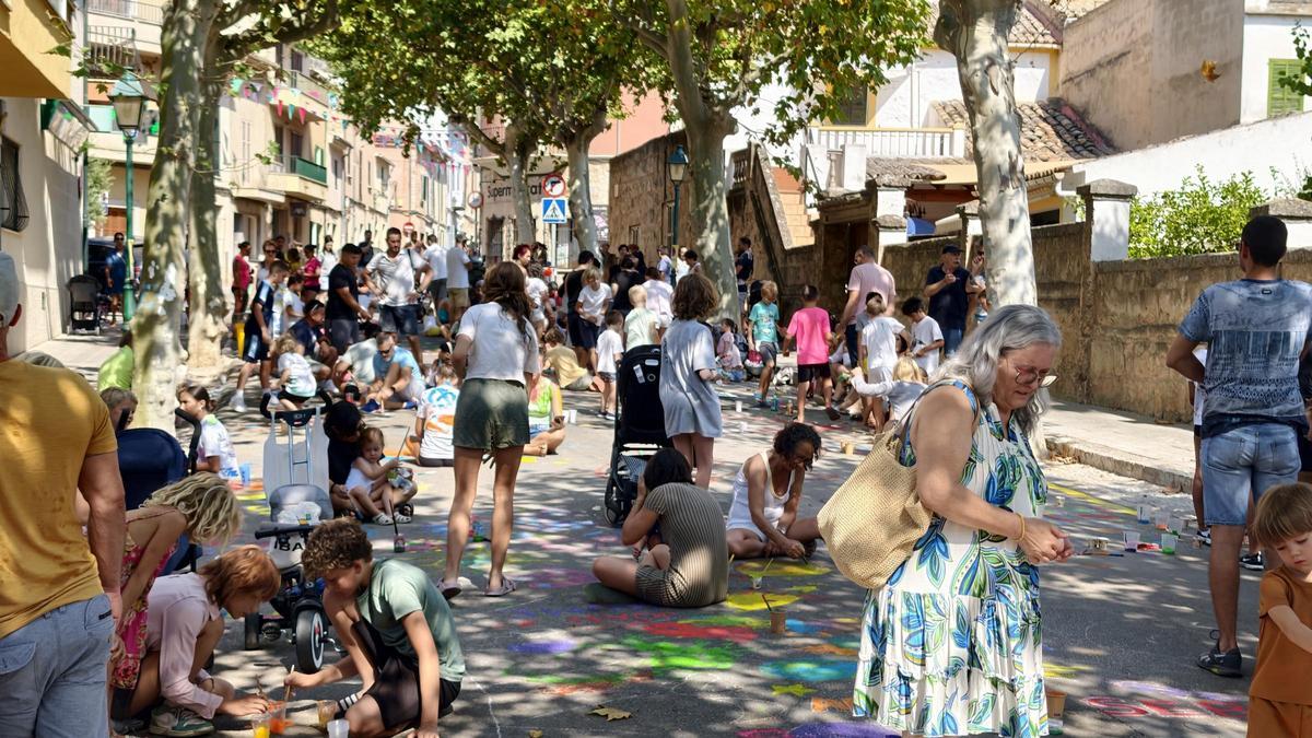 FOTOS | Las calles de Alaró se llenan de creación y color