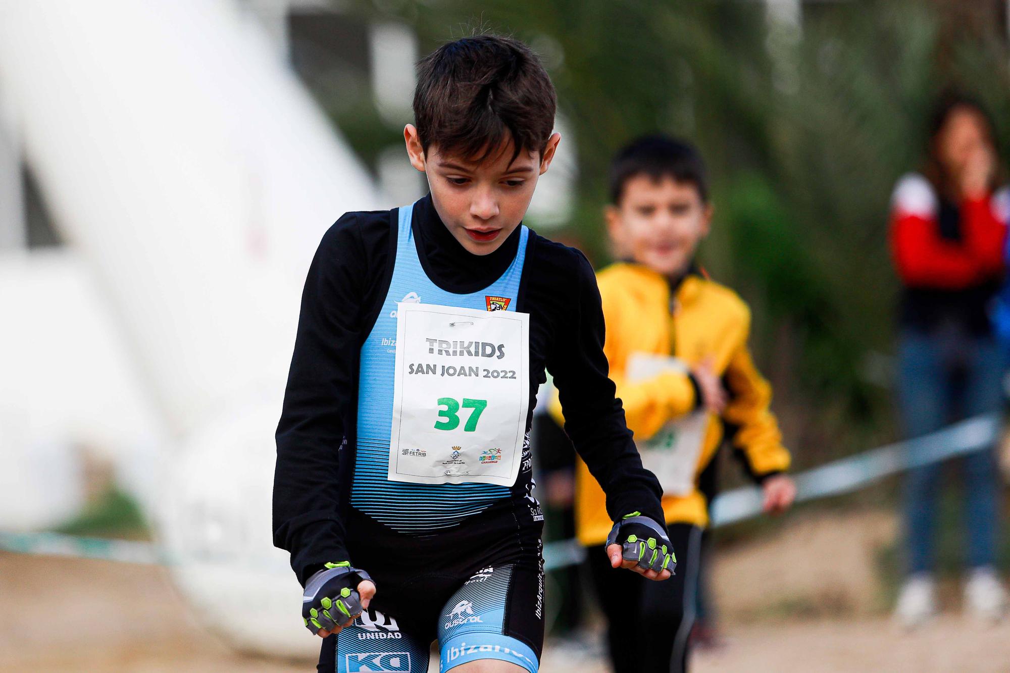 Sant Miquel cierra con éxito el circuito Trikids con medio millar de ‘finishers’