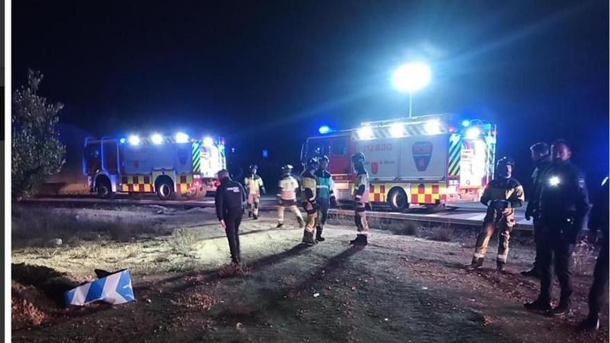 Al hospital tras dar varias vueltas de campana con el coche y quedar atrapado en su interior en Yecla