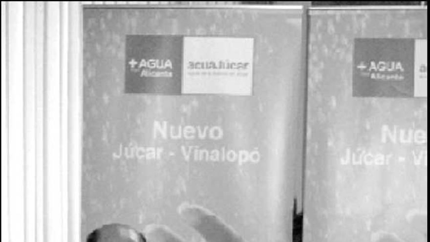 El Gobierno veta a regantes    e instituciones alicantinas    en la supervisión del trasvase