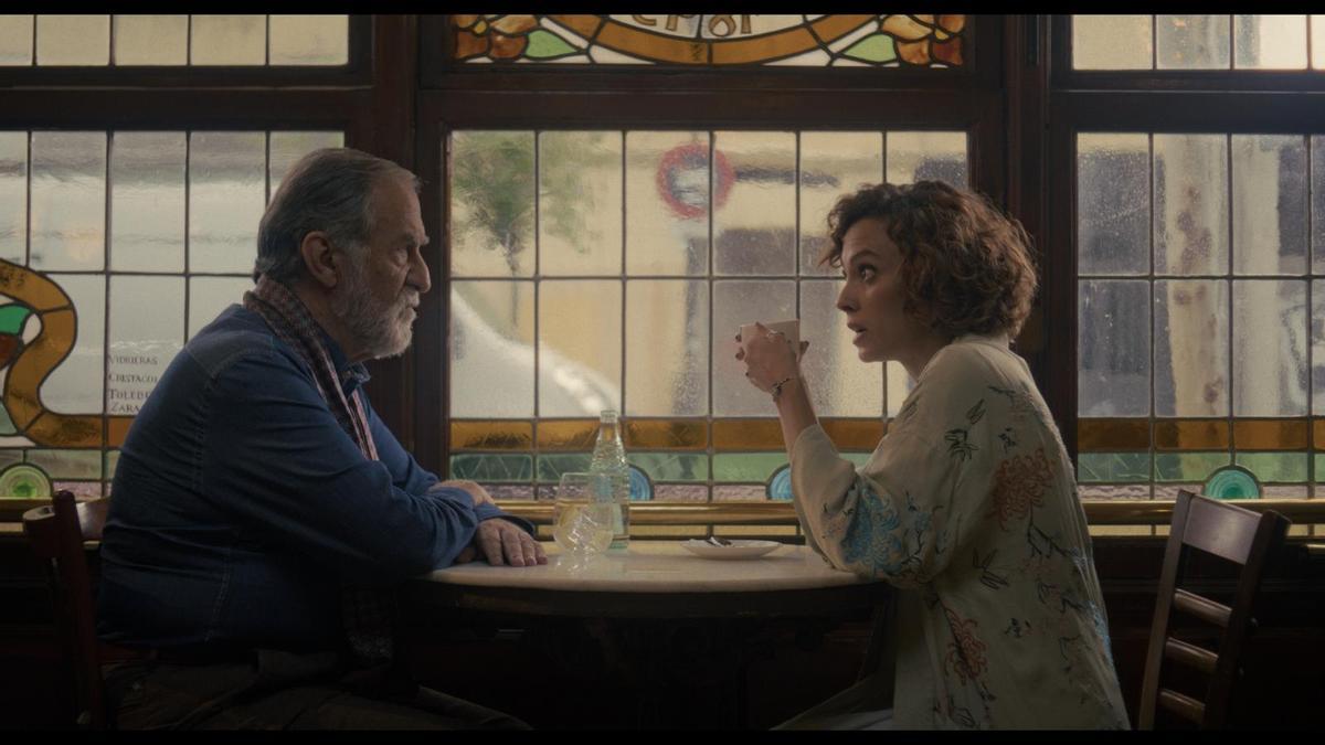 Ramón Barea y Alba García protagonizan el cortometraje 'Huracán'.