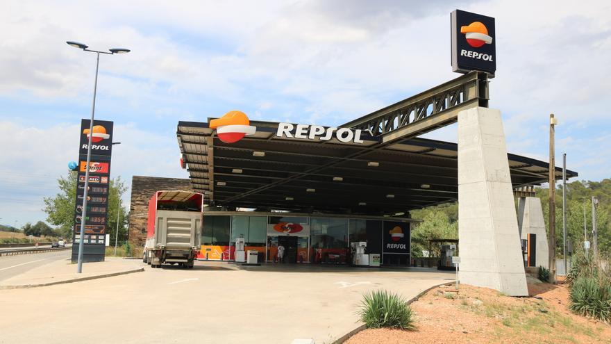 La CNMC investiga Repsol, Cepsa i BP per possibles irregularitats en els descomptes dels carburants